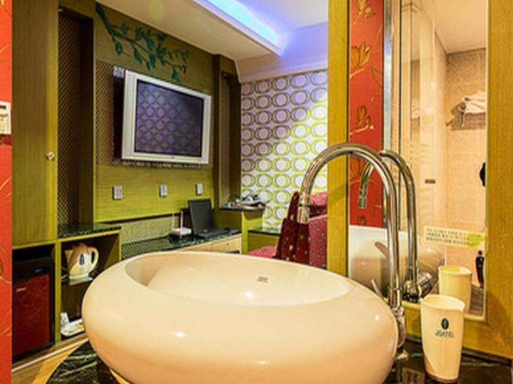 Java Motel 2*