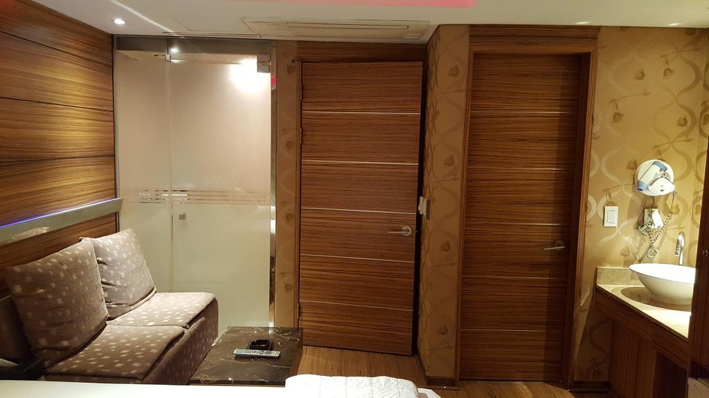 Java Motel 2*